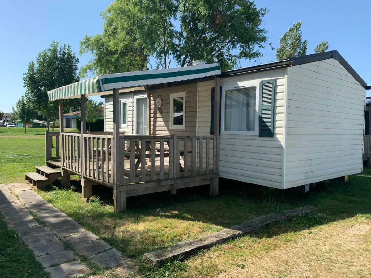 Camping du Lac de Saujon Bagian luar foto